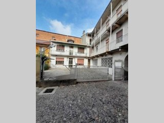 Quadrilocale in Vendita a Mede, 54'263&euro;, 120 m², con Box