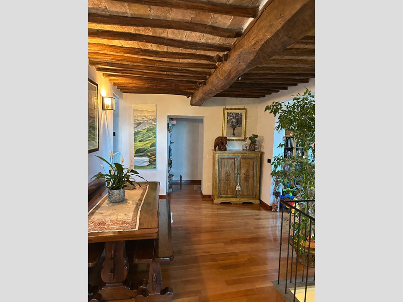 Appartamento in Vendita a Siena, 850'000&euro;, 209 m²