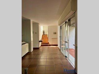 Attico in Vendita a Massa, zona Ronchi, 850'000&euro;, 250 m²