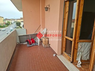 Appartamento in Vendita a San Miniato, 180'000&euro;, 110 m², con Box