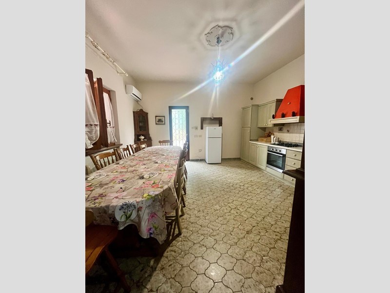 Quadrilocale in Affitto a Castelfranco di Sotto, zona Villa Campanile, 1'200&euro;, 110 m², arredato