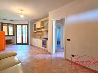 Quadrilocale in Vendita a Lucca, zona Sant'Anna, 225'000&euro;, 80 m², con Box