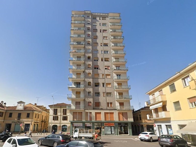 Trilocale in Vendita a Mortara, 65 m²