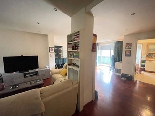 Bilocale in Vendita a Roma, 298'000&euro;, 91 m²
