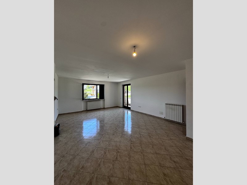 Quadrilocale in Vendita a Montegiorgio, 147'000&euro;, 100 m²