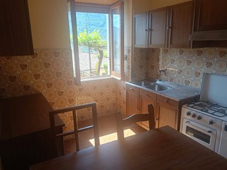 Quadrilocale in Vendita a Vallecorsa, 19'900&euro;, 100 m²