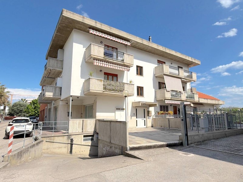 Appartamento in Vendita a San Benedetto del Tronto, 240'000&euro;, 102 m²
