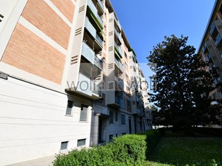 Trilocale in Vendita a Milano, 250'000&euro;, 90 m²