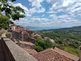 Trilocale in Vendita a Roccagloriosa, 75'000&euro;, 83 m²