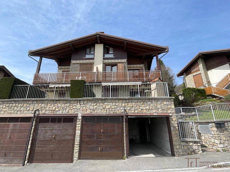 Trilocale in Vendita a Aviatico, 155'000&euro;, 75 m²