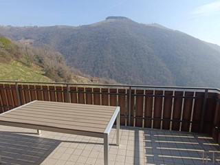 Trilocale in Vendita a Aviatico, 135'000&euro;, 80 m²