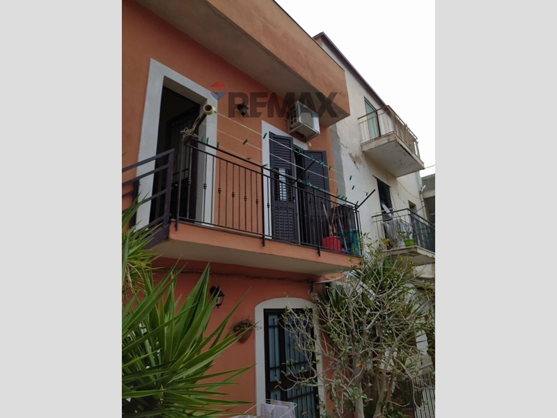 Bilocale in Vendita a Catania, 79'000&euro;, 80 m²