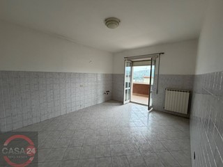 Trilocale in Vendita a Priverno, 69'000&euro;, 66 m²