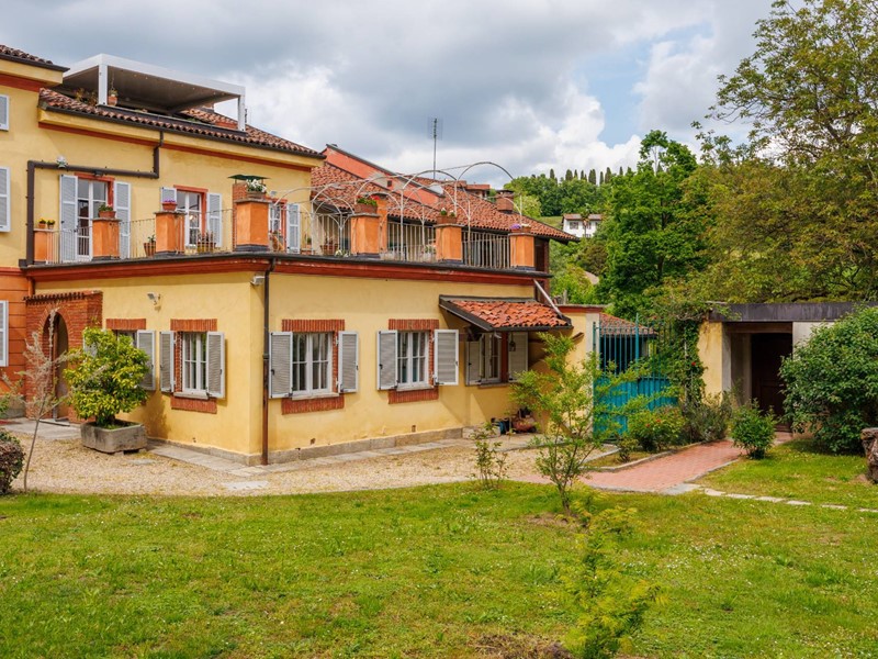 Appartamento in Vendita a Moncalieri, 380'000&euro;, 197 m²