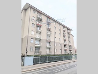 Trilocale in Vendita a Milano, 250'000&euro;, 80 m²