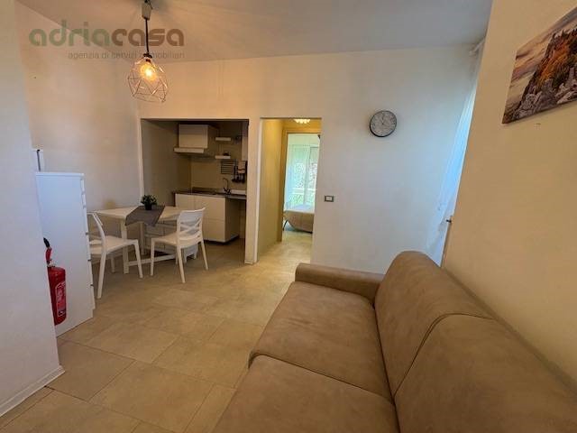 Bilocale in Affitto a Riccione, 2'200&euro;, 40 m²