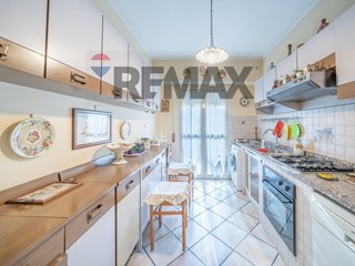 Trilocale in Vendita a Roma, 270'000&euro;, 90 m²