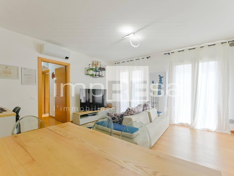Trilocale in Vendita a Maserada sul Piave, 210'000&euro;, 90 m²
