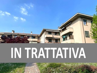 Trilocale in Vendita a Lesmo, 210'000&euro;, 105 m²