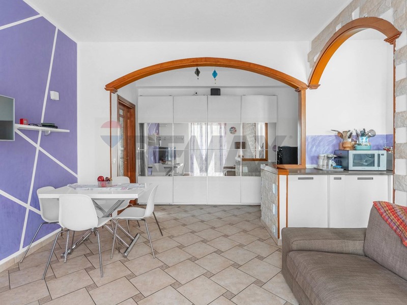 Trilocale in Vendita a Vanzago, 154'000&euro;, 88 m²