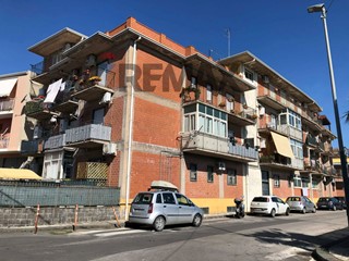 Bilocale in Vendita a Camporotondo Etneo, 93'000&euro;, 88 m²