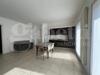 Bilocale in Affitto a Montello, 680&euro;, 56 m², arredato