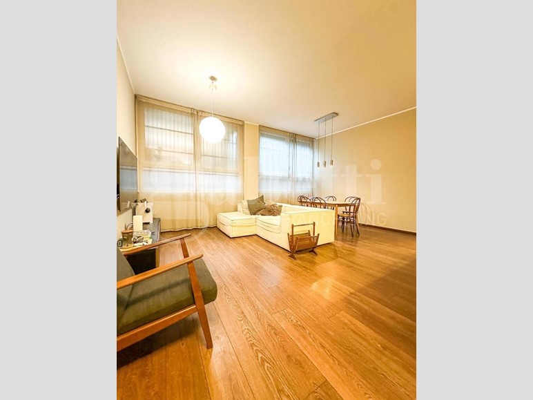 Bilocale in Affitto a Milano, 1'500&euro;, 69 m², arredato