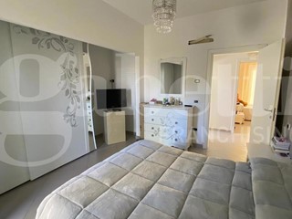 Quadrilocale in Vendita a Tortoreto, 450'000&euro;, 150 m², arredato