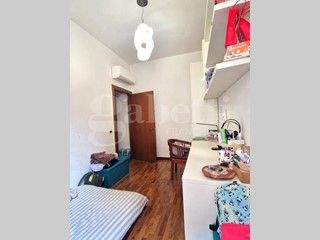 Trilocale in Vendita a Roma, 435'000&euro;, 76 m², arredato