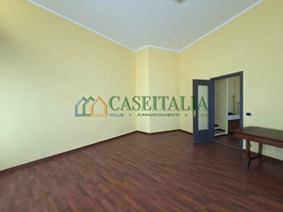 Bilocale in Vendita a Ivrea, 40'000&euro;, 36 m²