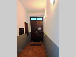 Trilocale in Vendita a Parma, zona Parma Centro, 128'000&euro;, 71 m², arredato