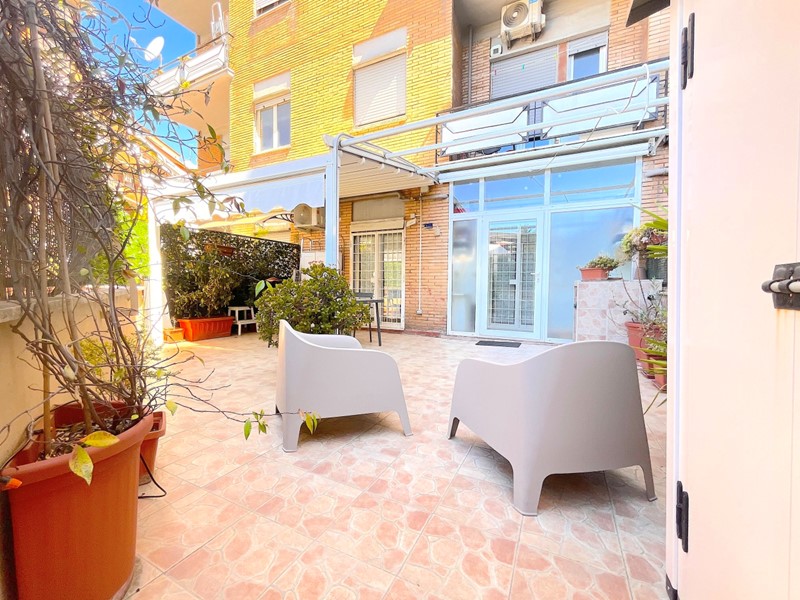 Bilocale in Vendita a Roma, zona Tuscolano, 185'000&euro;, 40 m²