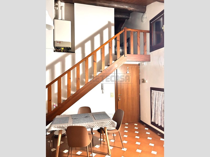 Trilocale in Vendita a Schio, zona Schio, 65'000&euro;, 48 m²