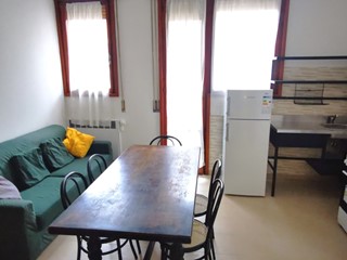 Quadrilocale in Affitto a Bologna, 1'500&euro;, 90 m², arredato