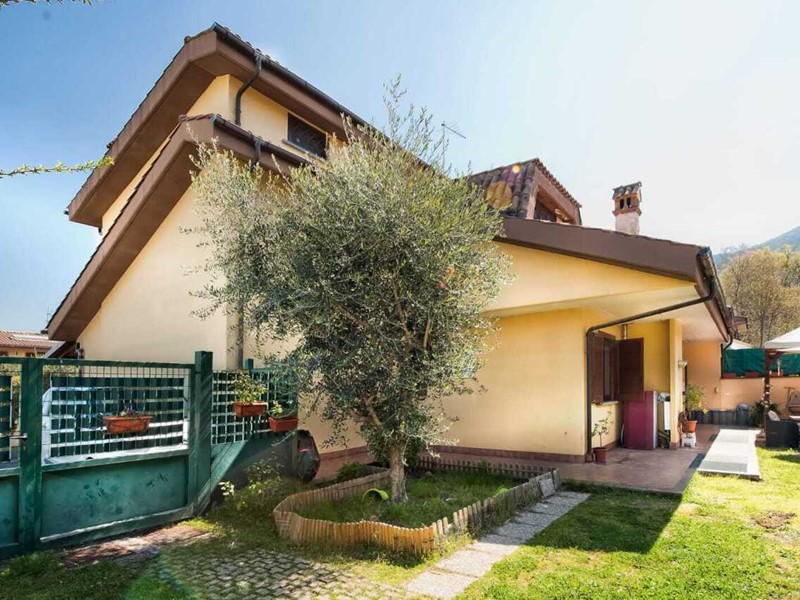 Quadrilocale in Vendita a Rocca di Papa, 260'000&euro;, 80 m²