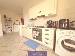 Trilocale in Affitto a Firenze, zona Novoli, 1'150&euro;, 62 m², arredato