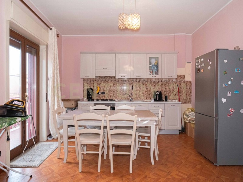 Appartamento in Vendita a Misterbianco, 107'000&euro;, 130 m²
