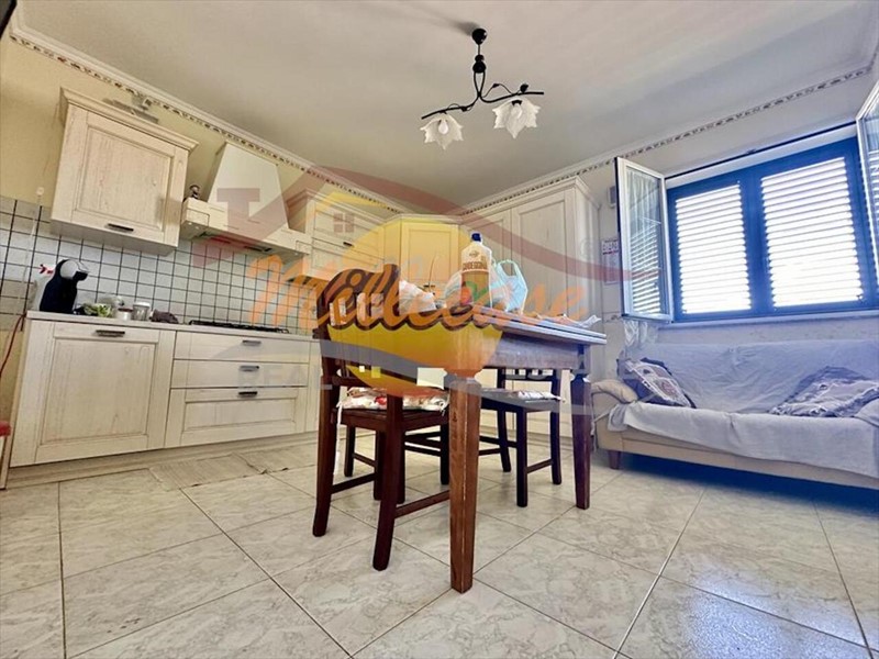 Quadrilocale in Vendita a Siracusa, zona Epipoli, 168'000&euro;, 130 m², arredato