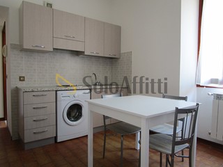 Bilocale in Affitto a Pavia, zona Centro, 400&euro;, 25 m², arredato