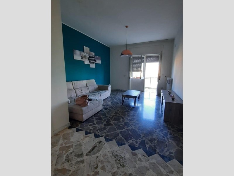 Trilocale in Affitto a Lecce, 650&euro;, 90 m², arredato