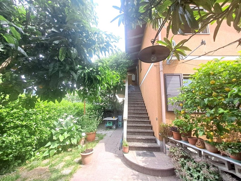 Trilocale in Affitto a Massa, zona Turano, 700&euro;, 75 m², arredato