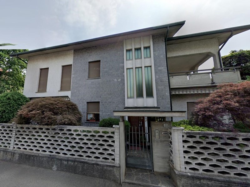 Quadrilocale in Vendita a Limbiate, 139'200&euro;, 197 m²
