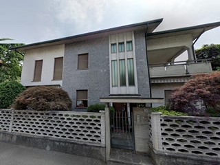 Quadrilocale in Vendita a Limbiate, 139'200&euro;, 197 m²