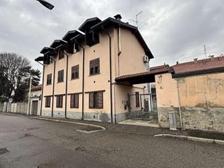Quadrilocale in Vendita a San Vittore Olona, 63'000&euro;, 77 m²