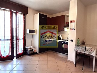 Trilocale in Vendita a Cascina, 185'000&euro;, 70 m², con Box