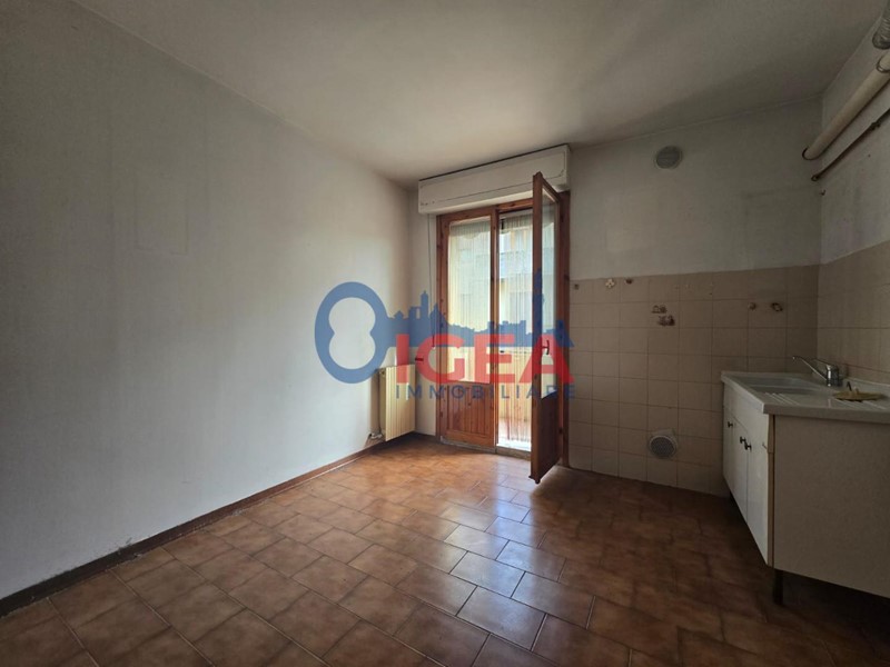 Trilocale in Vendita a Colle di Val D'Elsa, 95'000&euro;, 70 m²