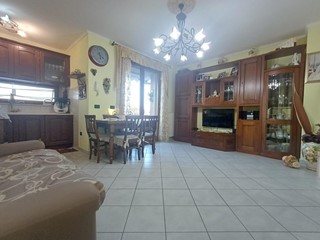 Trilocale in Vendita a Colle di Val D'Elsa, 205'000&euro;, 85 m²
