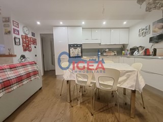 Bilocale in Vendita a Poggibonsi, 170'000&euro;, 75 m², arredato
