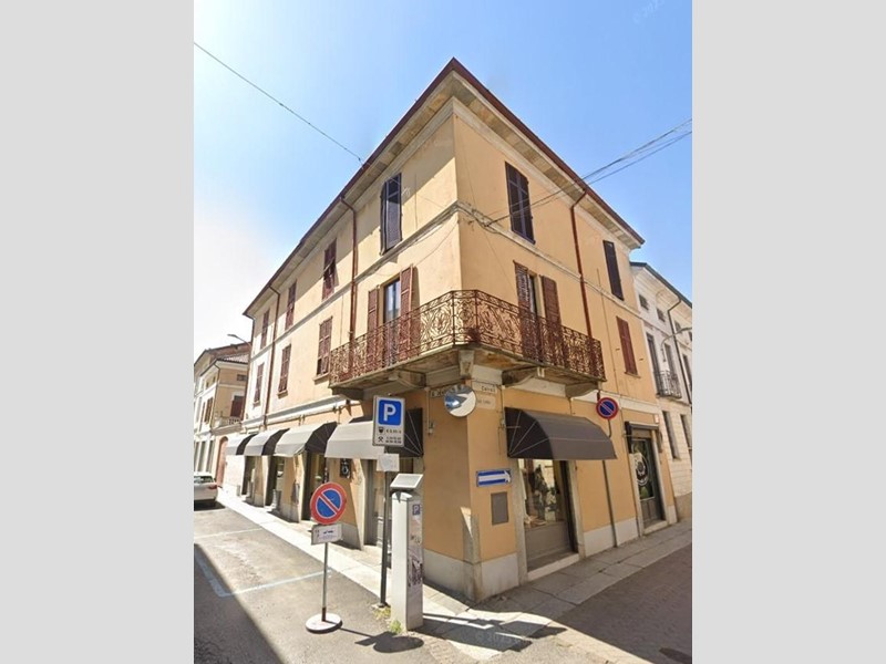 Quadrilocale in Vendita a Mortara, 15'735&euro;, 139 m²