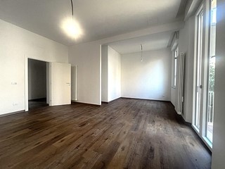 Appartamento in Vendita a Pisa, 525'000&euro;, 160 m², con Box
